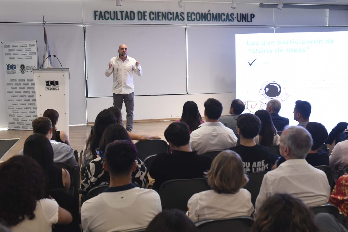 PITCH FINAL 2024 DE LA RED USINA

La actividad, destinada a toda la comunidad emprendedora de la región, se realizó hoy en la Facultad 

Usina de Ideas ​es una red de trabajo colaborativo e interdisciplinario ​para el desarrollo emprendedor 

👉econo.unlp.edu.ar/posgrado/pitch…