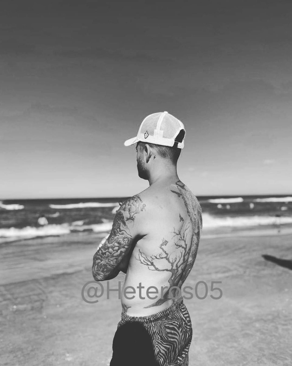 Heteros05's tweet photo. OTRO HETERO MAS 🔥🔥

DA RT 🔁 Y MG ❤️ PARA VER MAS HETEROS HERMOSO Y VERGONES 🍆🔥 https://t.co/KdNGAuEIRm