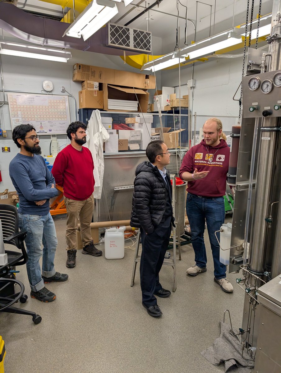 MiHTEE Lab (@mihtee_lab) on Twitter photo Yongfeng Zhang from <a href="/UWMadisonNEEP/">UW Nuclear Engineering & Engineering Physics</a> visited us last week. Here's Adam, Farooq, and Arpan showing him around. Yongfeng Zhang from <a href="/UWMadisonNEEP/">UW Nuclear Engineering & Engineering Physics</a> visited us last week. Here's Adam, Farooq, and Arpan showing him around.