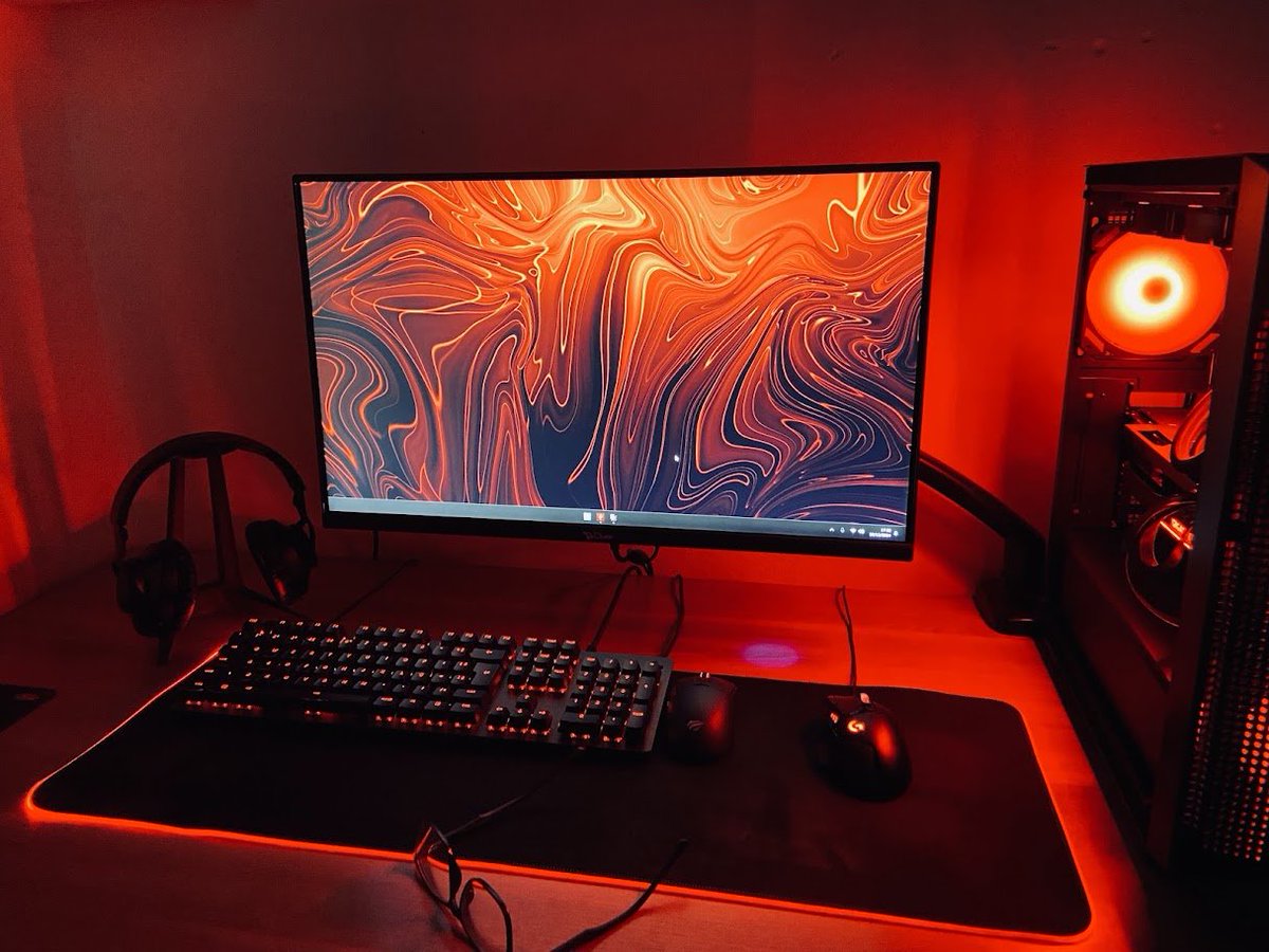 3lf050l0's tweet photo. #SETUPLOCKGAMER
@lockgamer_
Ryzen 7 7800X3D
64 Gb de ram DDR5 Corsair
Rtx 3080Ti Gigabyte
MB B650 Msi Tomahawk
WC 240mm Msi
Fonte 850w Msi
4 Fans xing ling
Ssd de 512 e mais um de 1TB
Monitor de 27'' 240hz
Mouse e teclado da logitech (G502 e G512)
Fone Jbl quantum 350 https://t.co/ZAAmEipZLP