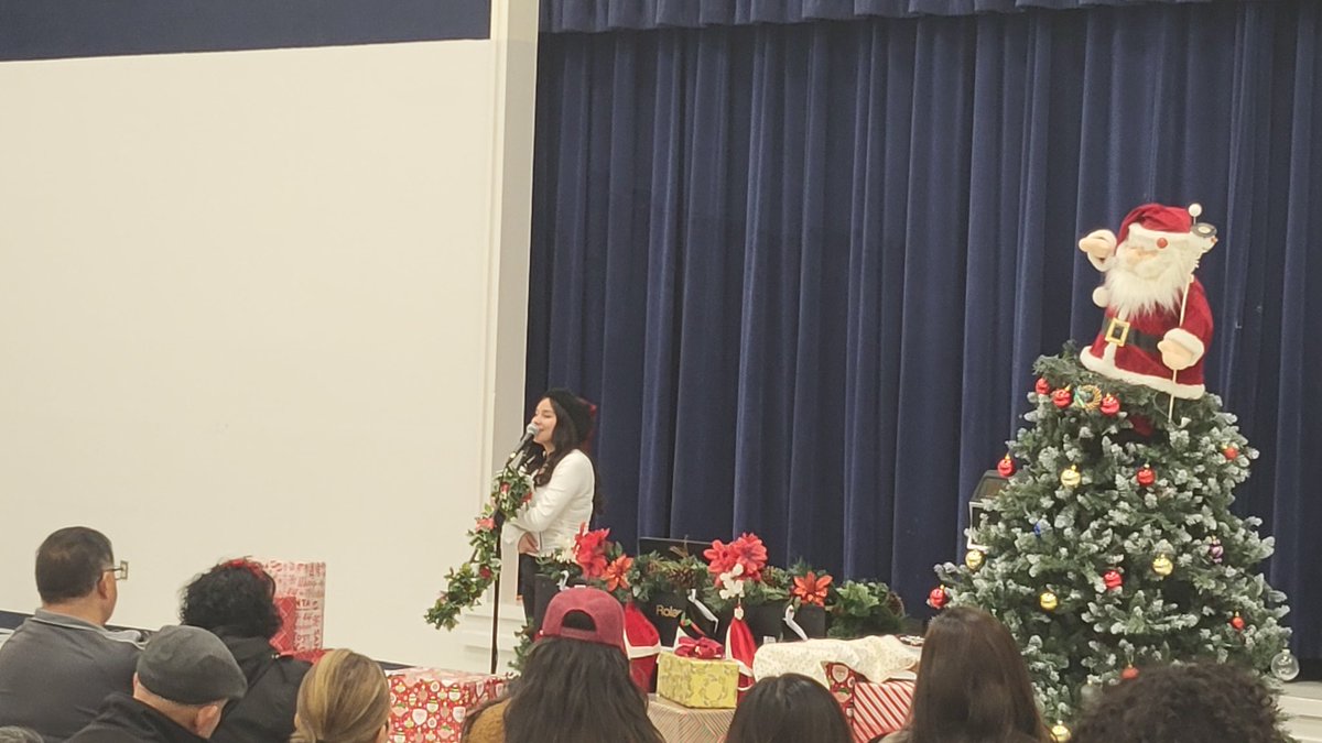 Ileana Castillo (@icastillo_srms) on Twitter photo Sun Ridge MS Winter Piano Recital- Director Ms. Irene Garcia. 69 Amazing performances by our Generals! 🎹🎶🎼❄️ <a href="/SRMS_Generals/">Janet Carrillo</a> <a href="/Woods_SRMS/">David Woods</a> Sun Ridge MS Winter Piano Recital- Director Ms. Irene Garcia. 69 Amazing performances by our Generals! 🎹🎶🎼❄️ <a href="/SRMS_Generals/">Janet Carrillo</a> <a href="/Woods_SRMS/">David Woods</a>