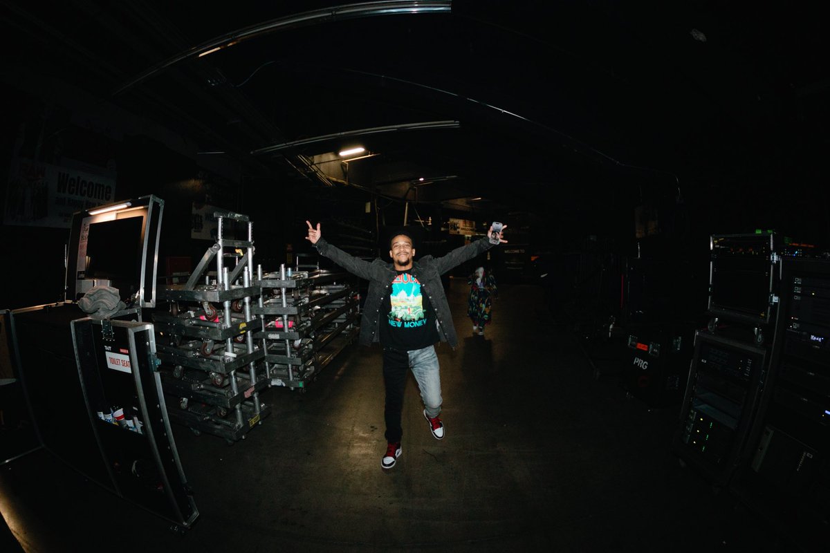 #JDeasss #CanYouHearMeNow 🙏🏾🖤🤘🏾

📸: @dmcoke_ <a href="/evanjmcgrew/">evan j. mcgrew</a>