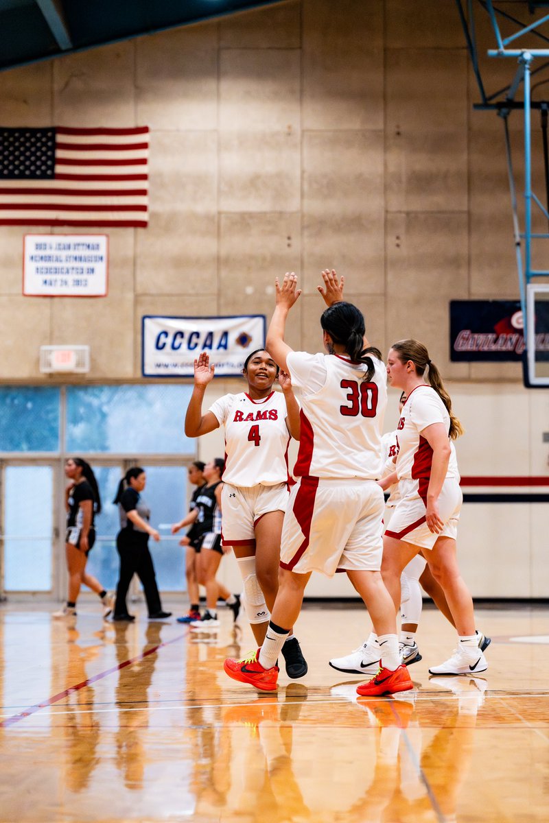 GavilanWBB's tweet photo. and then there was US #runwithus #w1n #discoveranddevelop #vamosrams https://t.co/lLXDbHbWlD