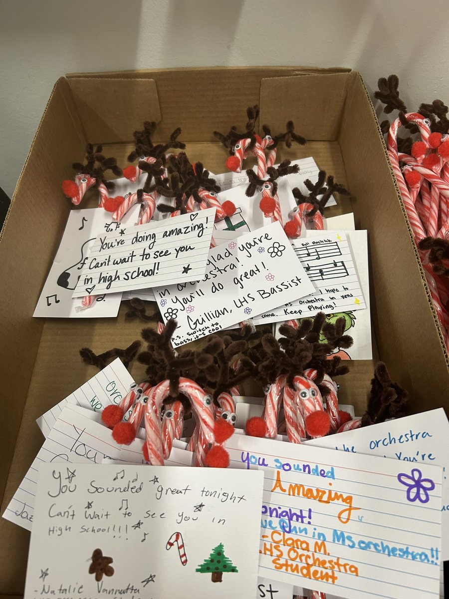 LHSOrchestras's tweet photo. Can’t wait to give over 400 Orchestra students a personalized card from our LHS Orchestra family . Thank you to Sherry McGrath and the Orchestra boosters for making all of the reindeer candy canes !! See you Dec 12 !! 7pm LHS Fieldhouse ! @LPSFineArts https://t.co/Qrai1mJgt0