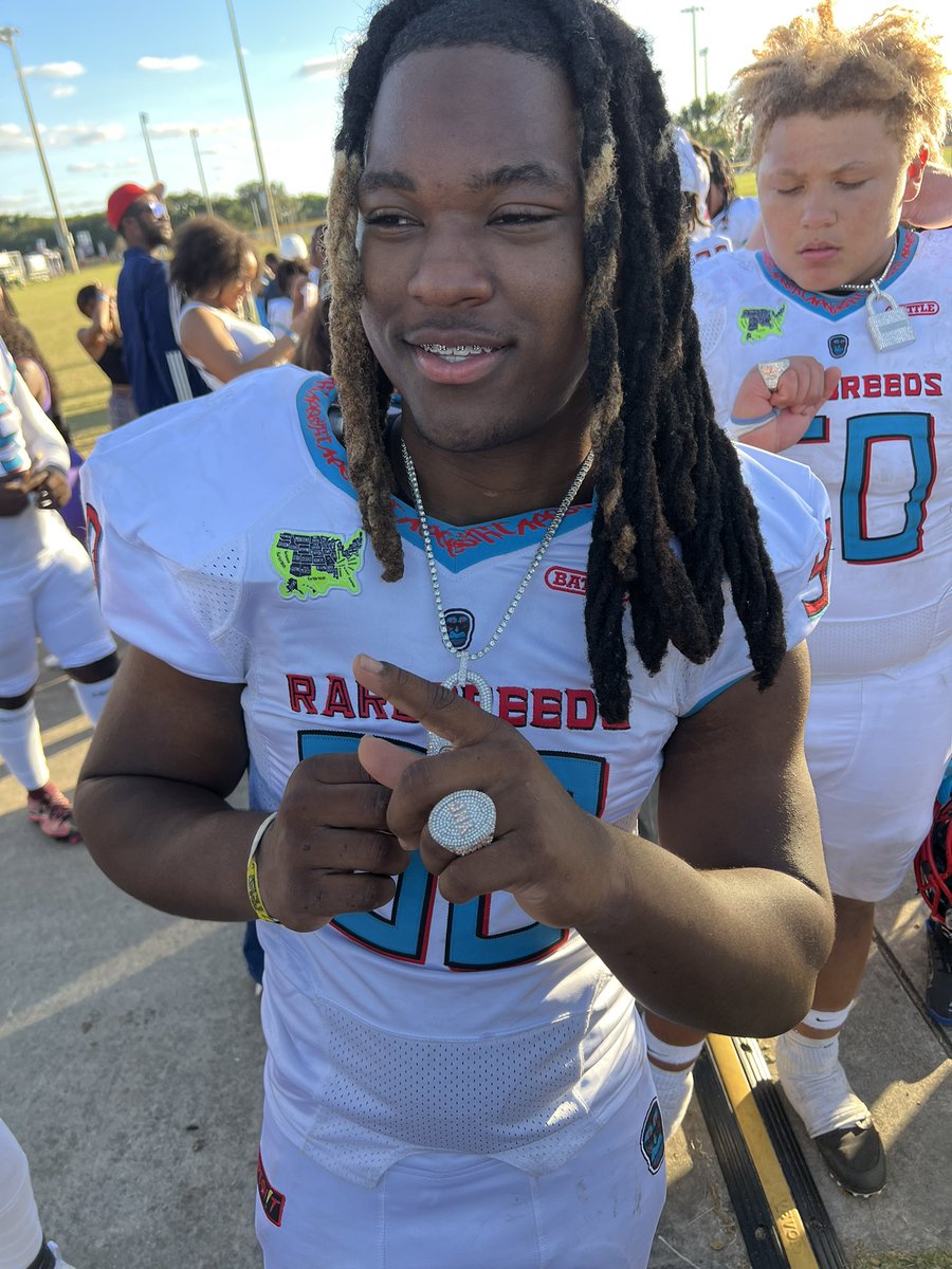 KashJacksonQBK's tweet image. Ended my youth football career as a National Champion 🦍💩🏁 I am thankful for the opportunities I had to touch as many fields as I did! I met a lot of great players was coached up by some of the greatest!!!! This next chapter bout to be LIT!! #90Out #ClassOf2029 @Battle