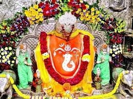 DrAnandKar's tweet image. Jai ho Khajrana baba ka.
Bless  all the clerks,officers/Registrar and auditors of #DAVV,#Indore to work efficiently to clear pension files of retired professors at least after 10 months of delay.#