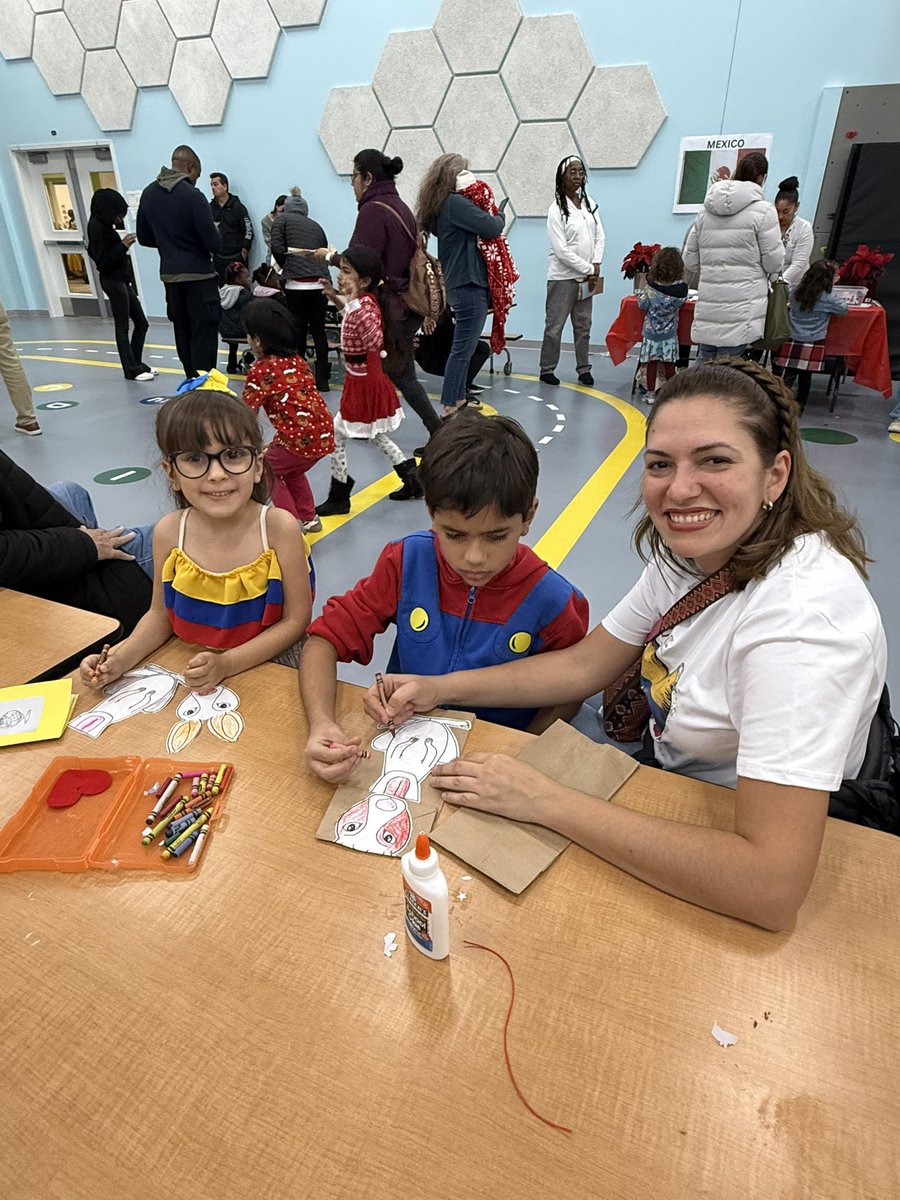 Early Excellence Academy tweet media