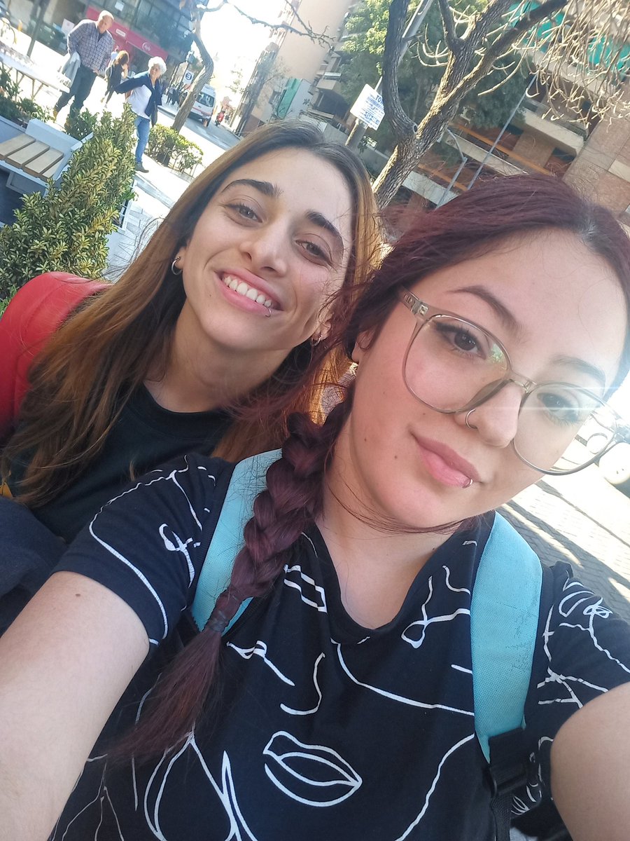melina ୭̥ 🪰 tweet media