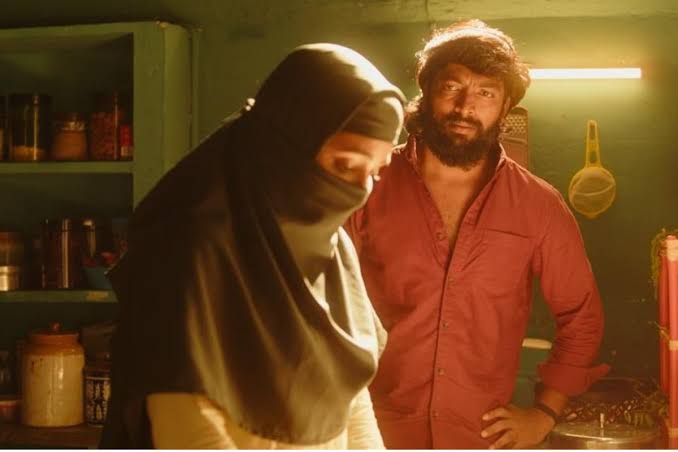 Burqa ♥️
It's underrated but still it's one of favourite film
<a href="/mirnaaofficial/">Mirnaa</a> <a href="/KalaiActor/">Kalaiyarasan</a>