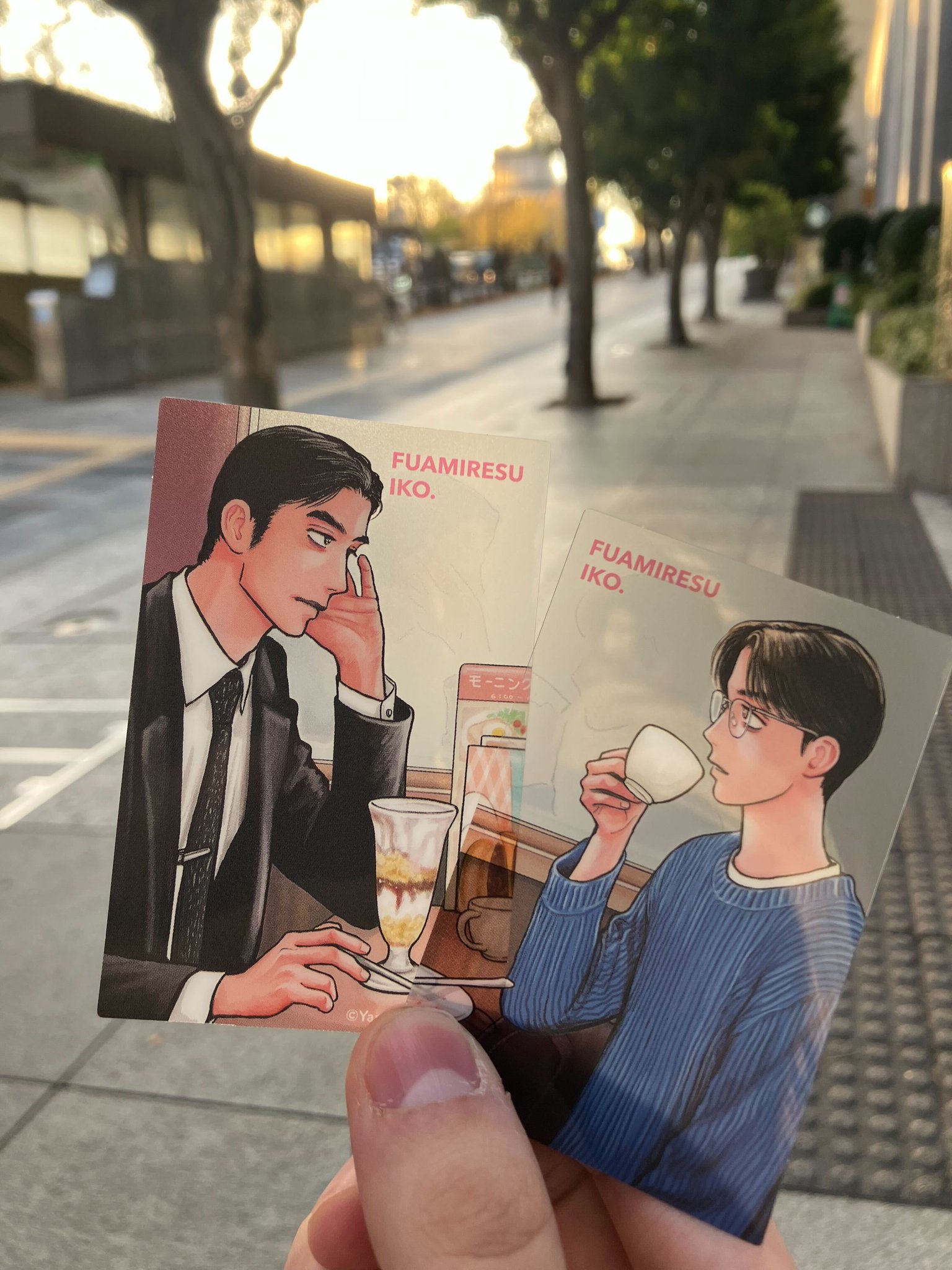 9枚セット コミックビーム 12月号付録 ファミレス行こ。 特製クリアカード 月刊コミックビーム 2024年 12月号 付録付き ファミレス行こ