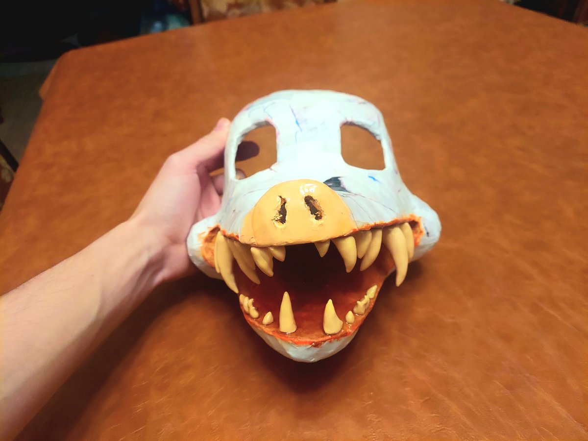 CyanFox15's tweet photo. The Wicker Devil by @shawquack is starting to come to life after adding the teeth! Can't wait to add the fur! https://t.co/8uIms5J4VB