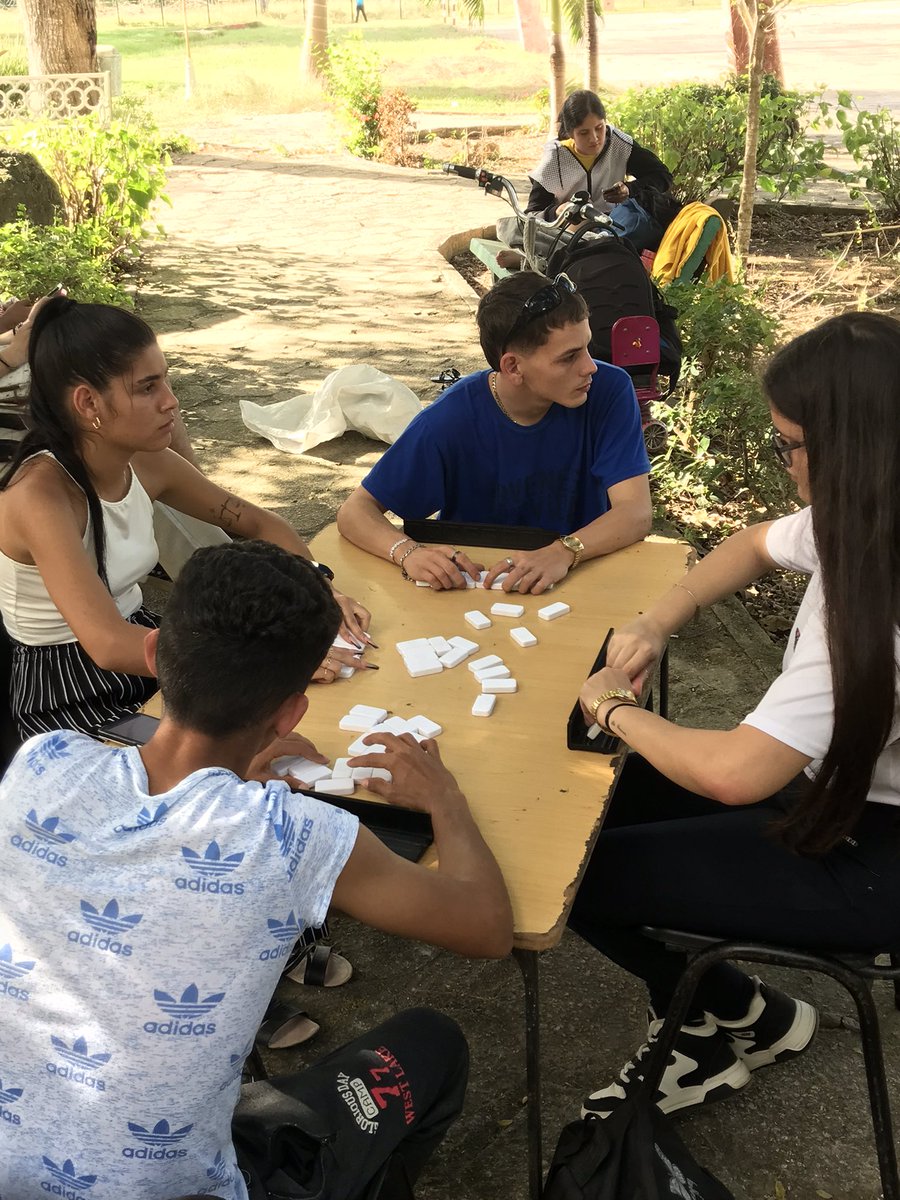 FCEE___'s tweet photo. 🙌🏻En la tarde de hoy se realizaron los Interaños de nuestra facultad con ✅éxito donde el principal objetivo fue que todos los estudiantes se divirtieran a lo máximo y dar los primeros pasos hacia los legendarios JUEGOS ITABOS🙌🏻 https://t.co/SfQdH5Xmah