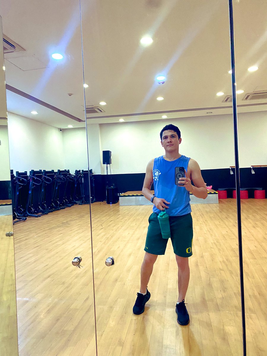 Pensando seriamente que necesito vacaciones ya! 🥵