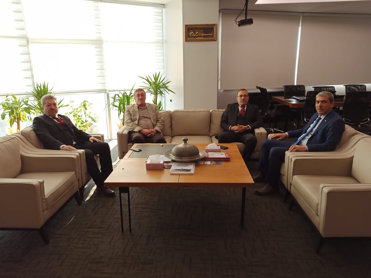 Ulaştırma Bakanlığı Gaziantep VII.Bölge Müdürü Ömer Alkış Bölge Müdürümüze hayırlı olsun ziyaretinde bulundu.