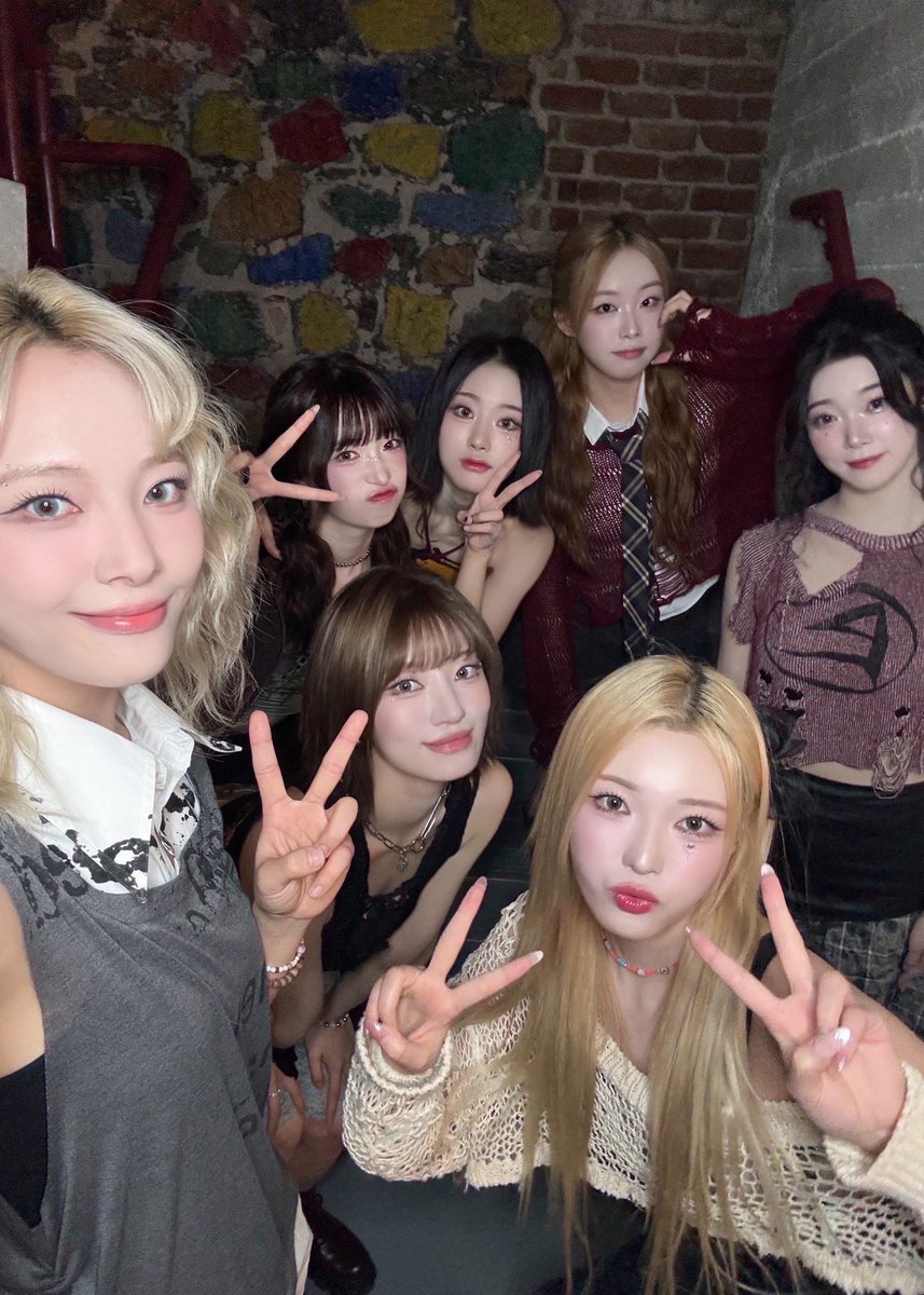 Billlieofficial's tweet image. [#Billlie] Billlie World Tour 'Our FLOWERLD (Belllie've You)' GRAND AMERICA in #TUCSON 📸

빌리브 덕분에 에너지 잔뜩 충전❤️‍🔥
함께해 줘서 고마워요💕

#빌리 #BILLLIEinGRANDAMERICA 
#OurFLOWERLD #BelllieveYou