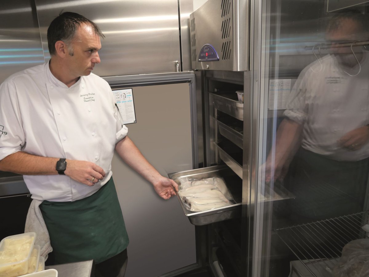WilliamsRef's tweet photo. Our Garnet and Zircon cabinets are designed to keep fish in peak condition while protecting your equipment.🐟
Investing in a dedicated #FishFridge isn’t just practical - it’s profitable. Learn how to store fish for optimal freshness in our news article 🔎 https://t.co/7BBLKXhlfA https://t.co/bzDZnK2zMC