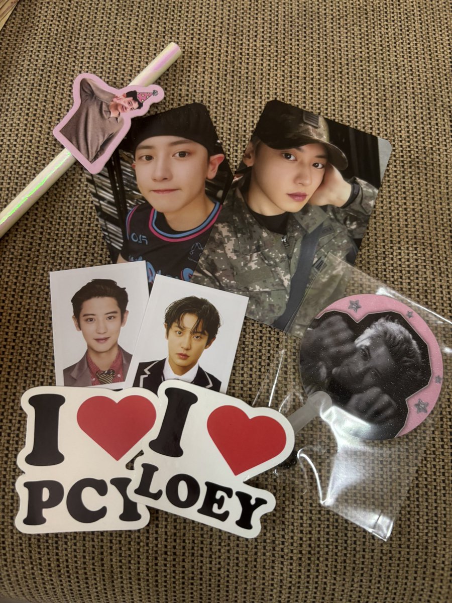 RAWR I LOVE IT THANK U <a href="/loeyforthewin/">loeyforthewin♡</a> 🥹🫶🤍