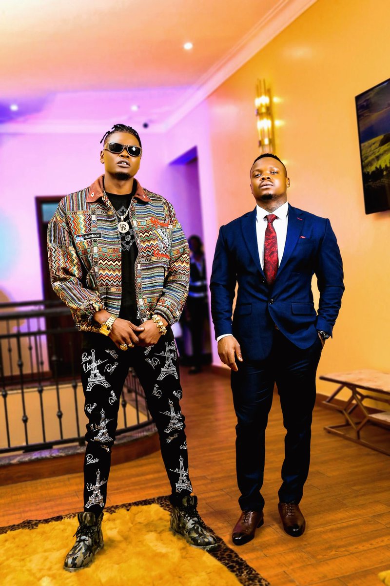 ScottSizeYo's tweet image. All the singles and collaborations were hits due to your voice and nice lyrics in there....
#KingOfTheEast
@pallasomusic