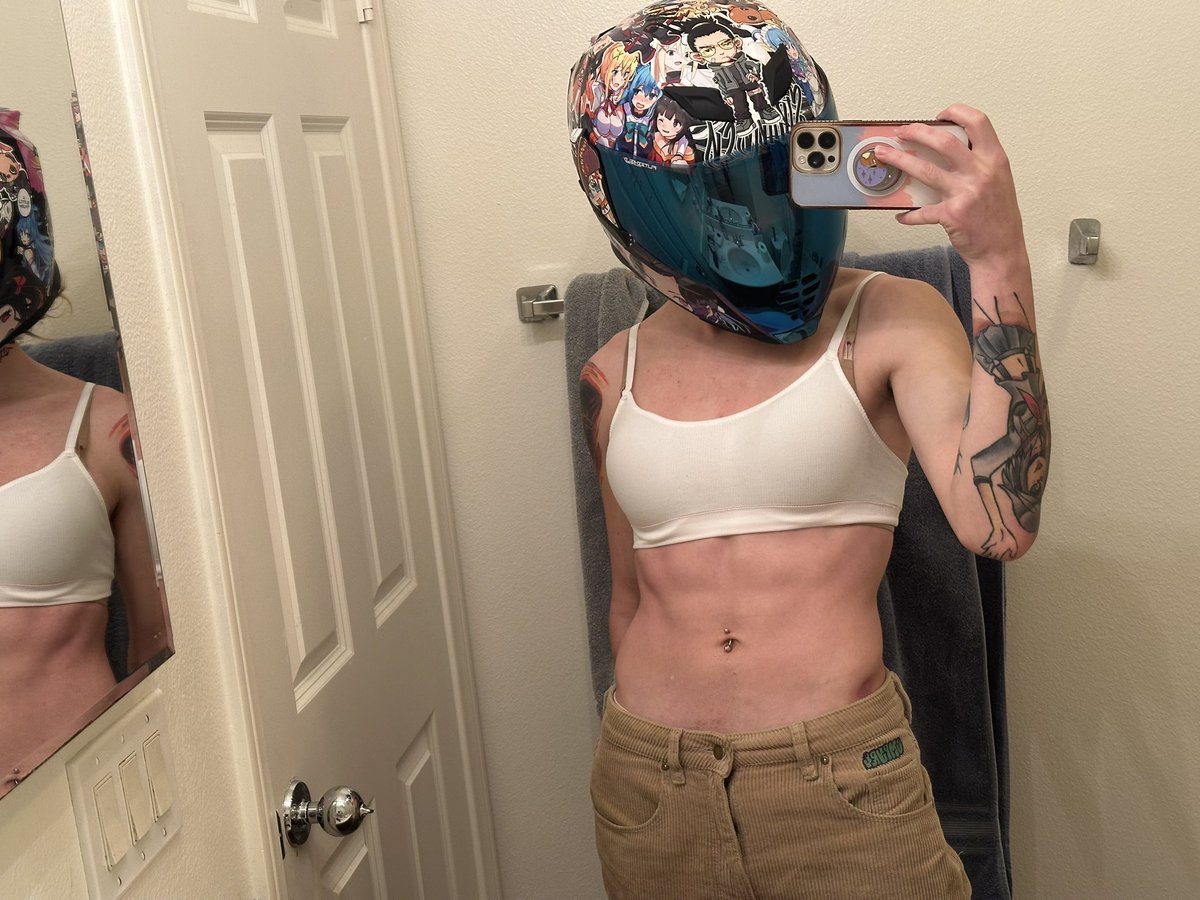 So I heard thirst trapping in the helmet is how we’re affording liter bikes?

#trans #mtf #transwomen #transgirl #nsfw #nsfw_twt #transgender #transfem #transfeminine #tgirl