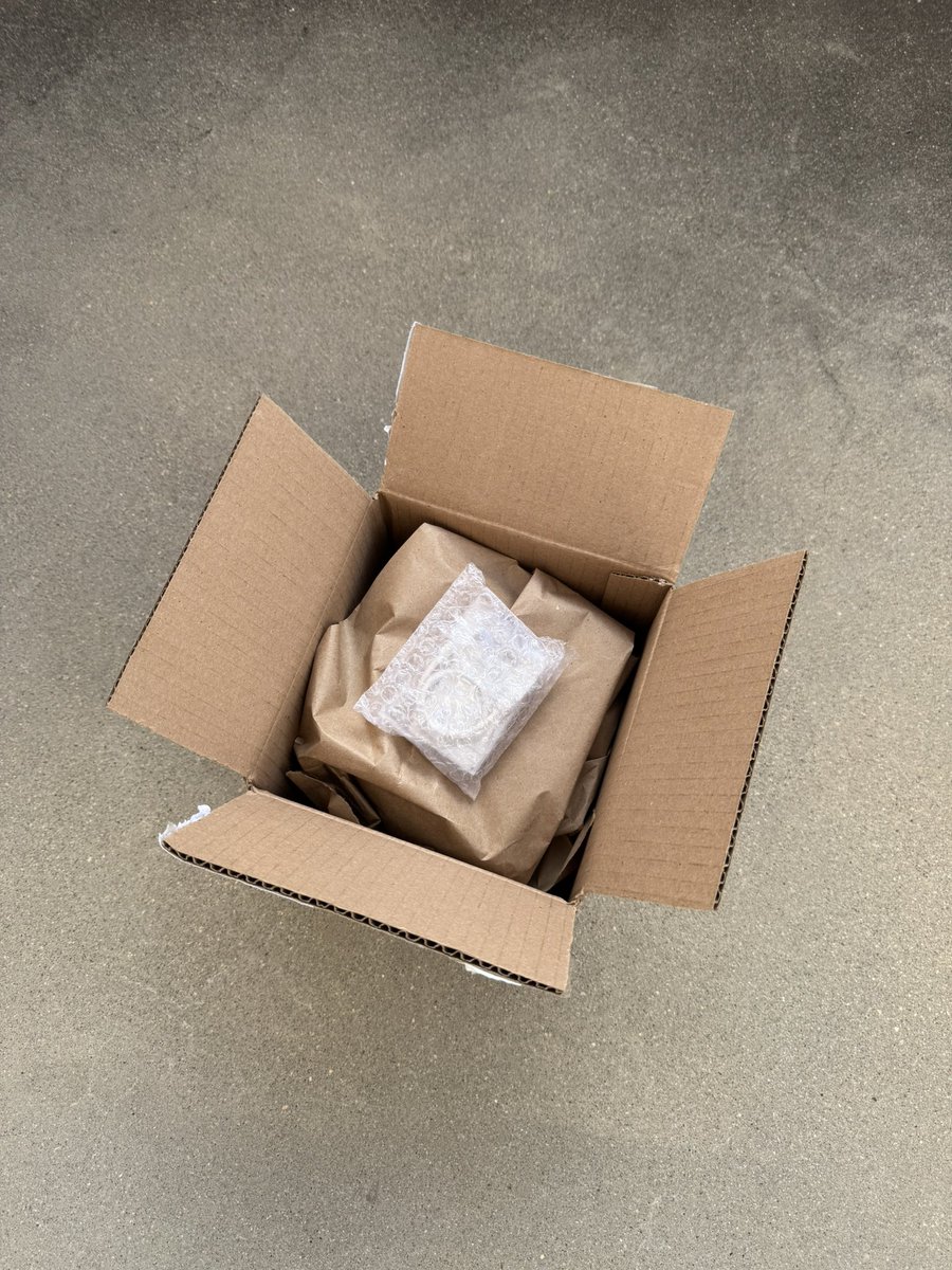 TE Unreleased Yeezy Stem Player Teenage Engineeringによる、試作品