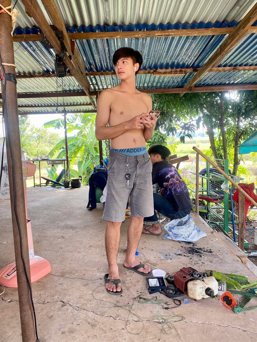 Nox121e's tweet photo. ขายคลิปหลุดนักบอลสุดหล่อ ล่อเอง คลิปเต็ม20 นาทีสนใจ dm งั้บ 
#นักบอล #ขายคลิป #ชักว่าว #คลิปหลุด #หลุดนักบอล #ชายแท้รับงาน https://t.co/qVi1uDUory