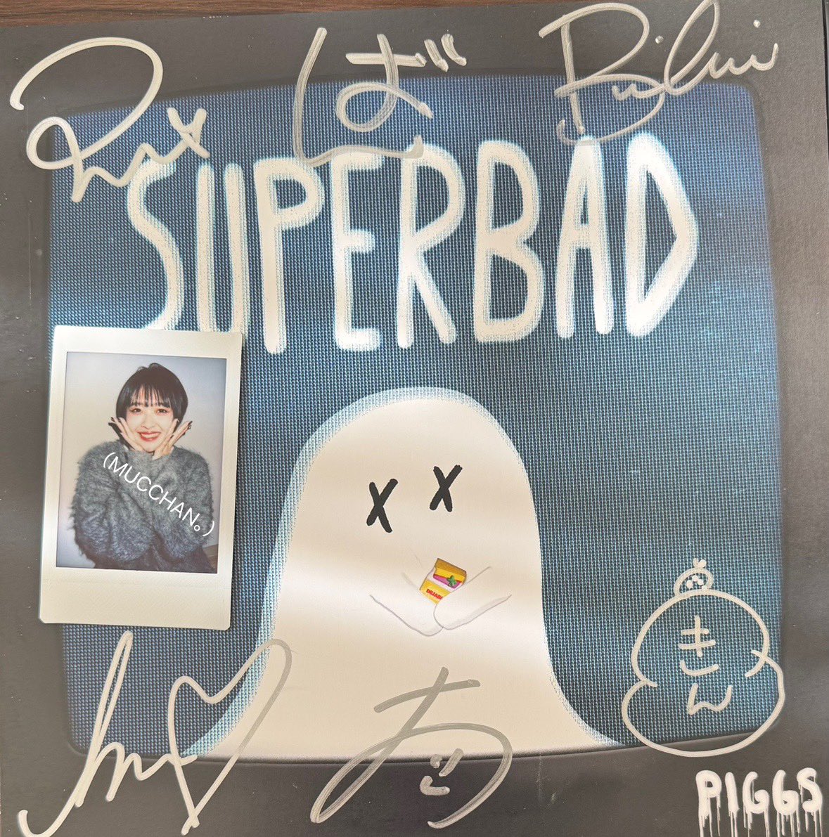 LimeGumiCompany's tweet image. メガジャケ届いた👻
キンチャン💛
 #PIGGS 
 #SUPERBAD