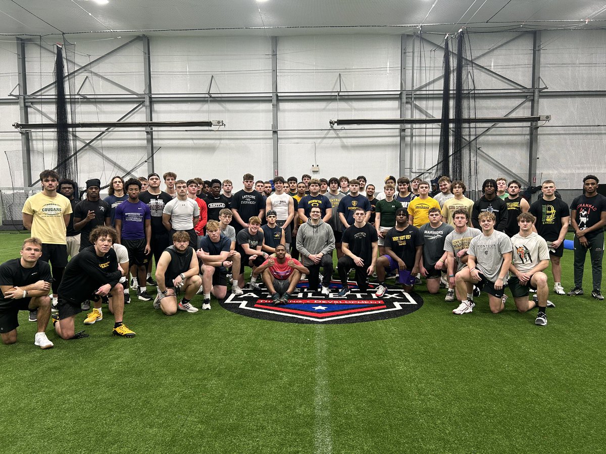 WPIAL Insider (@wpial_insider) on Twitter photo What a night! 🏈💥
Thank you to all the Seniors, the college coaches, and the high school coaches that came out to help put on this Unsigned Senior Showcase.
Special thanks to <a href="/Elite_Athletix_/">Elite Athletix Training & Development</a> for the Grade-A facility What a night! 🏈💥
Thank you to all the Seniors, the college coaches, and the high school coaches that came out to help put on this Unsigned Senior Showcase.
Special thanks to <a href="/Elite_Athletix_/">Elite Athletix Training & Development</a> for the Grade-A facility