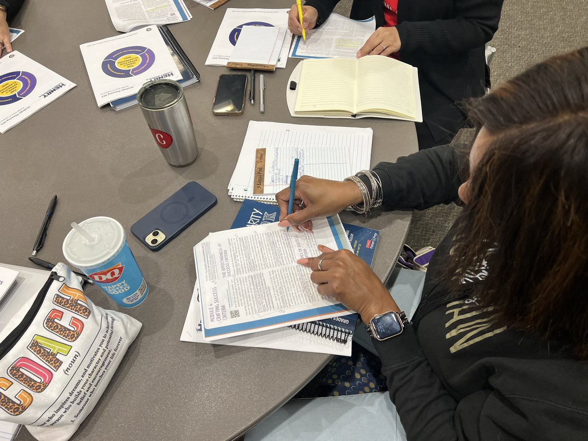 ljswiggins's tweet image. @TES_hcs  and @WCE_HCS  coaches and administrators were engaged and thoughtful learners in our recent Success Criteria professional learning session!  They are preparing to lead this learning at their schools!  #GameOnHCS #CoachingCulture