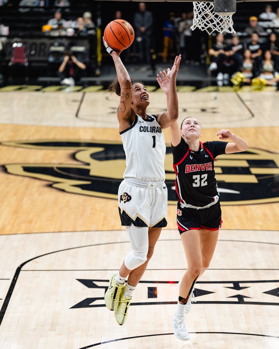 AJ with a game-high 11 points as we get going in the 3rd 

<a href="/AyiannaJohnson/">Ayianna Johnson</a> // #GoBuffs