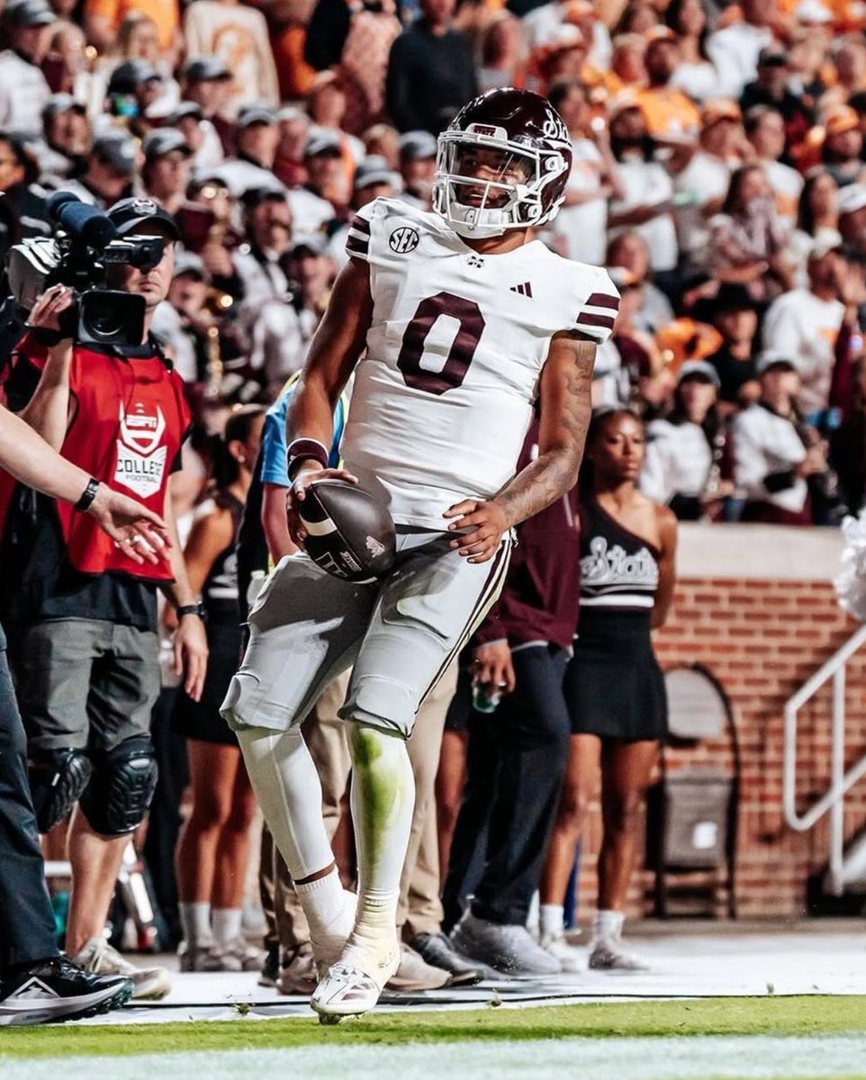Hayesfawcett3's tweet photo. BREAKING: Mississippi State True Freshman QB Michael Van Buren plans to enter the Transfer Portal, he tells @on3

Will have 3 years of eligibility remaining 

https://t.co/HtCFSHXKo7 https://t.co/IYBEckxHrF