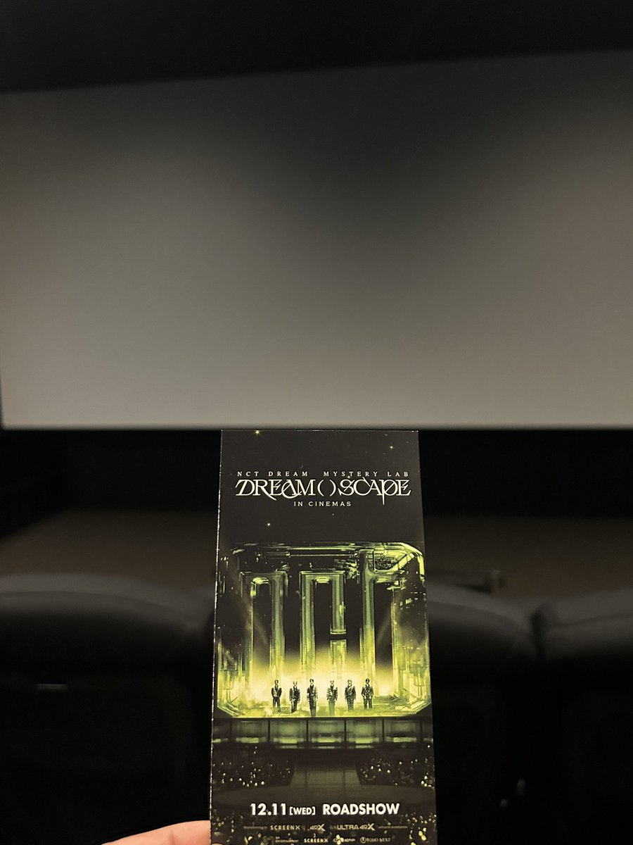 ドリムちゃんの映画観に来た〜💚
貸切？😂