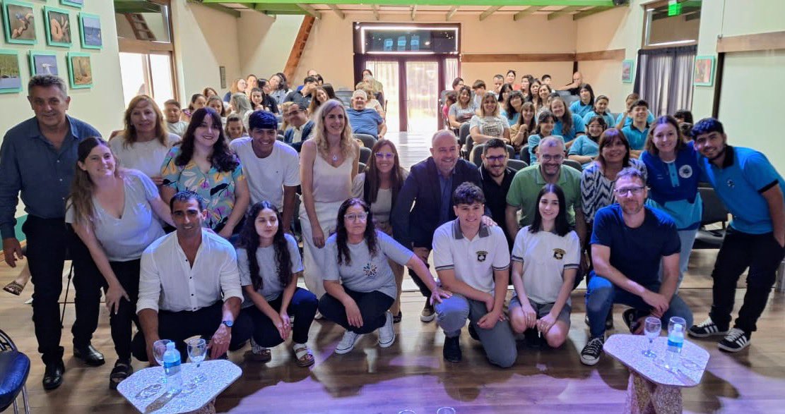 🤝♻️Tremendo 1er Foro de Capacitación y Networking La Para Recicla en la 📍Fiesta Nacional del Reciclado, para fortalecer crecimiento sostenible de region Ansenuza 🦩#economiacircular