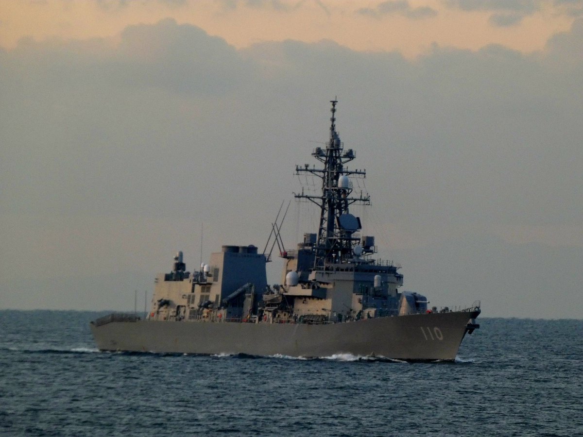 WarshipCam's tweet photo. Japanese Maritime Self-Defense Force Takanami-class destroyer JS Takanami (DD-110) coming into Yokosuka, Japan - December 11, 2024 #dd110 #JSTakanami
SRC: TW-@MICHIYAM https://t.co/lE4y2Myl53