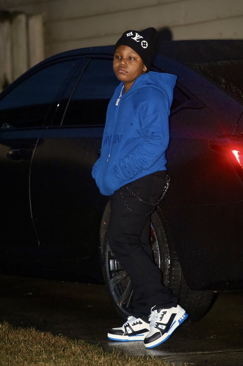 AspenPink's tweet image. Tell me what I got to do, because I’ll do it ALL FOR YOU.🥹🫵🏾🫶🏾❤️‍🔥 Happy Crown Day Son. I love you more than anything. 10 on the 10th #GoldenYear✨👑