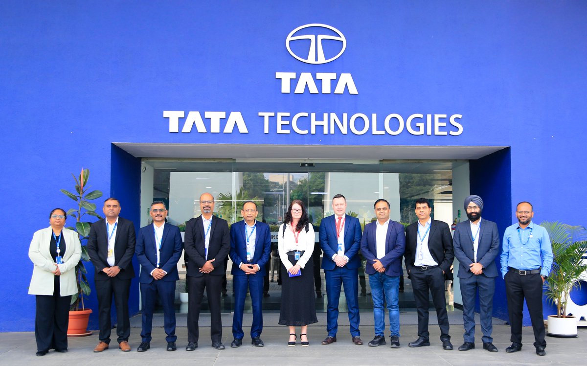 TataTech_News's tweet photo. #Collaboration - At Tata Technologies, we champion a #OneTeamWithCustomers philosophy, driving innovation that empowers our customers to create market-winning, competitive products. Recently, we hosted leaders from #JLR at our #Pune HQ, where we showcased how our AI-driven solutions strengthen product lifecycle management #PLM, enhance Product Engineering, and deliver great customer journeys.
From the latest software-defined vehicle innovations to smarter, adaptive automotive solutions, we showcased what makes us a leader in transforming the mobility landscape. Beyond the tech, it’s the people who make it all happen. 🤝💙 Our team-building activities with employees highlighted the collaborative spirit and creativity that drive every breakthrough for our customers.
#EngineeringABetterWorld #innovation #technology #tatatechnologies #India #Pune #electricvehicles #digitaltransformation #JLR