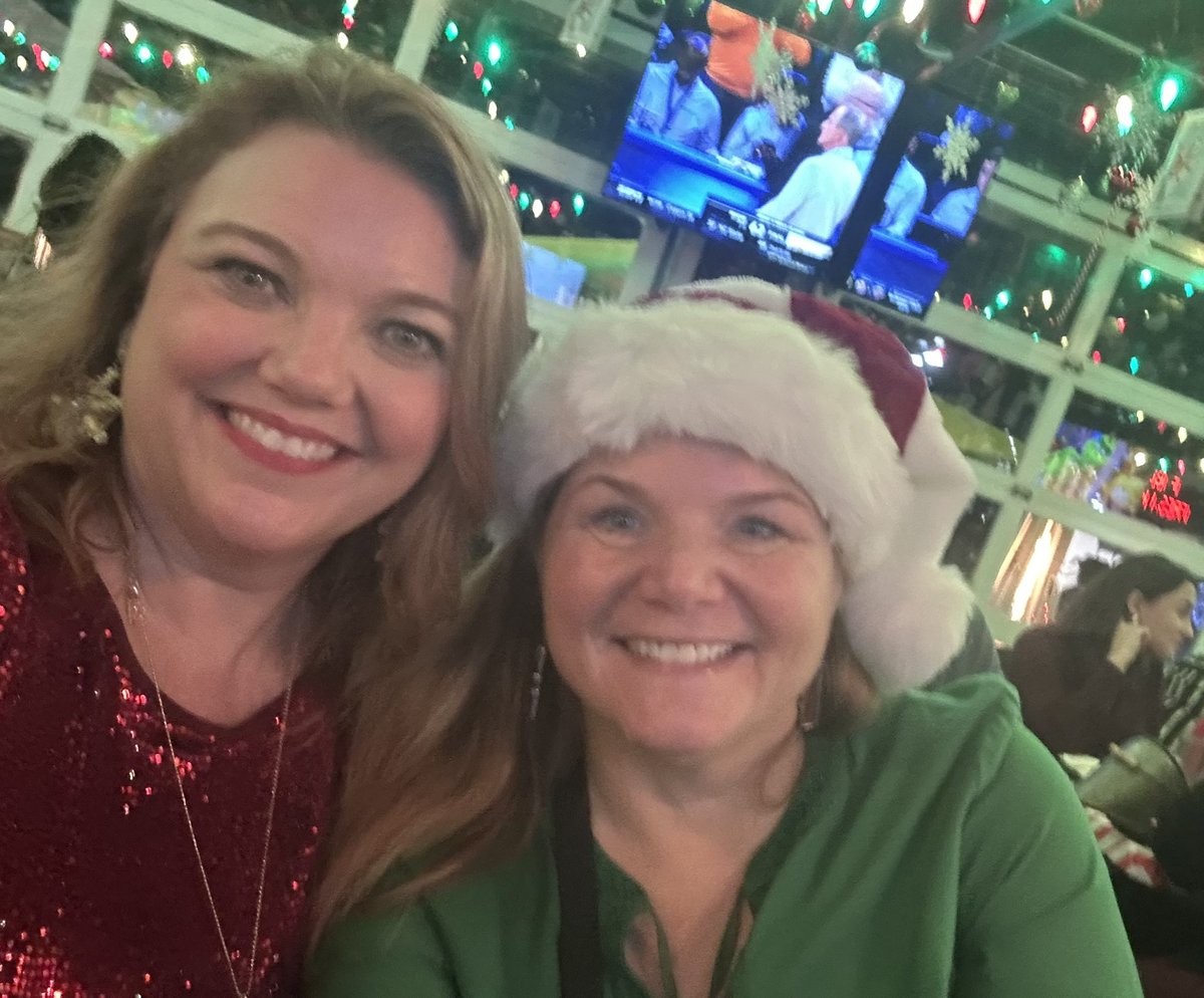 kim lovelace mcmahon tweet media