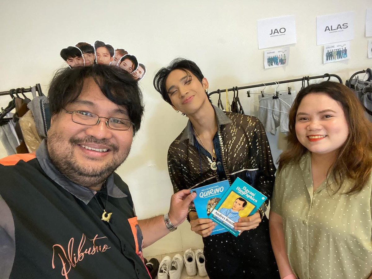 Xiao Chua tweet media