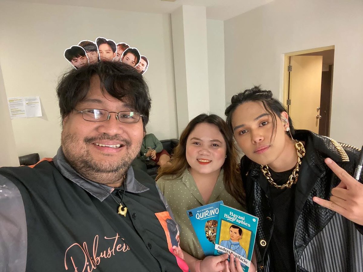 Xiao Chua tweet media