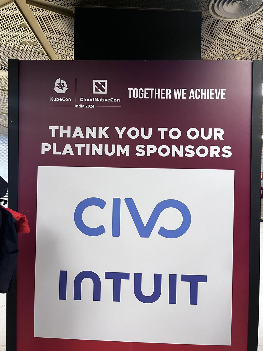 Lets kick off the first ever kubecon india ❤️

#kubeconIndia #cncf