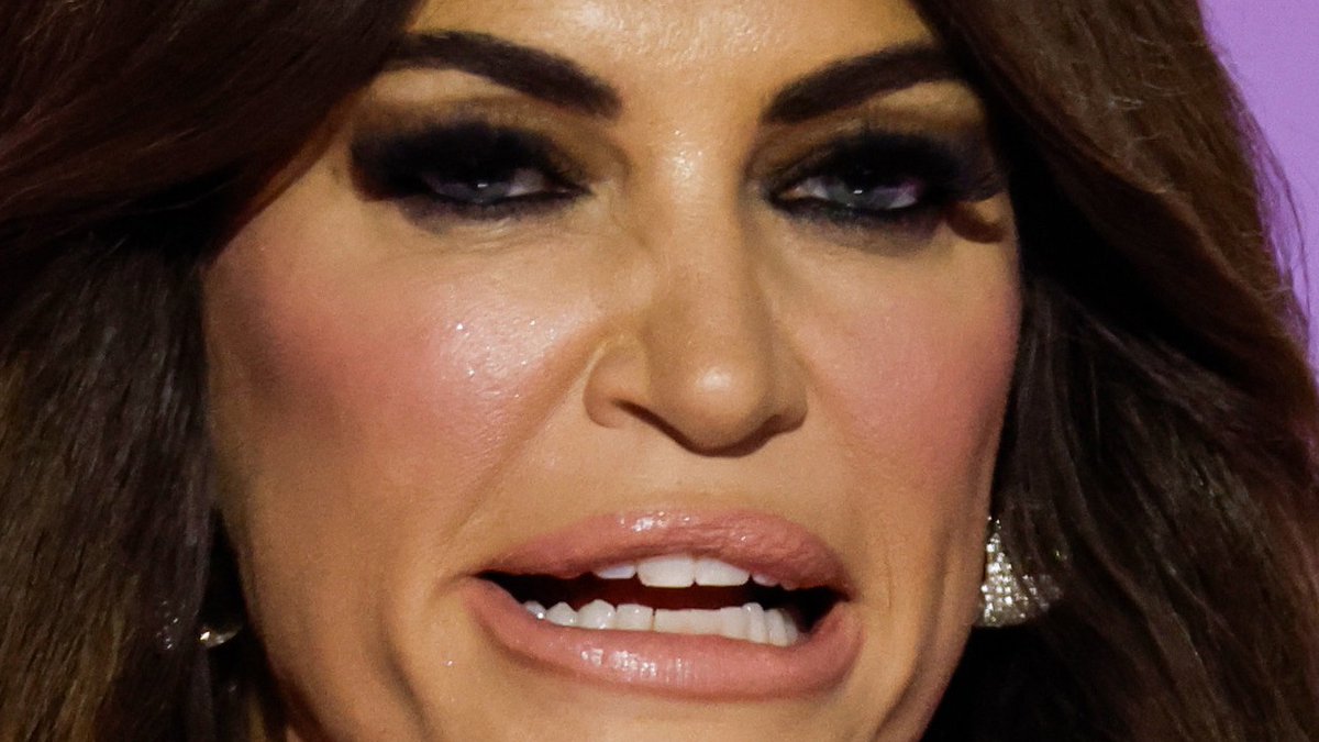 anyonewantchips's tweet photo. Trump naming lap dancer Kimberly Guilfoyle ambassador to Greece right after Don Jr dumped her - feels like a bribe for her silence. https://t.co/4BVzFHMTbt
