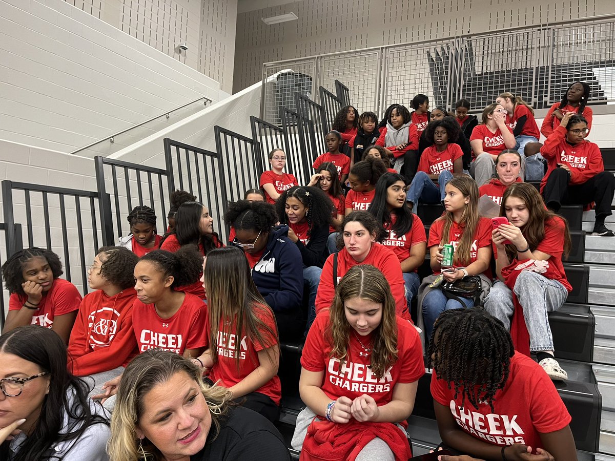 A program sweep for the Lady Bengals on Middle School Night!

9A: 53-9
JV:  52-34

Congratulations to our knockout winners… Khloey Eckman, Rodriguez MS and Madison Wilson, Navo MS. 

We appreciate the support of our middle schoolers and coaches! 

#OnAMission ❤️🖤