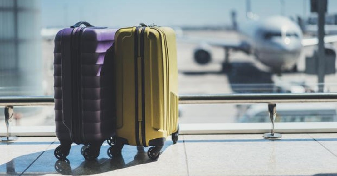 If you're travelling for an extended period of time over the summer break, pre-book your monthly parking with us for $250 per month at Stamford Plaza Sydney Airport ✈️. Click the link ow.ly/VFQg50UoM61 or download the DIVVY App now to book your spot.
