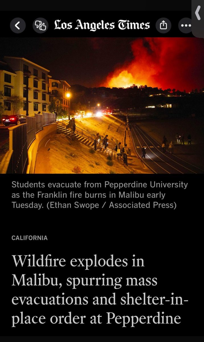 afridijalil's tweet image. Once again #WildFires in #Malibu, my second home town from the 90’s. I had experienced these fires and #Mudslides from pretty close by as well. Verrry scary. #California