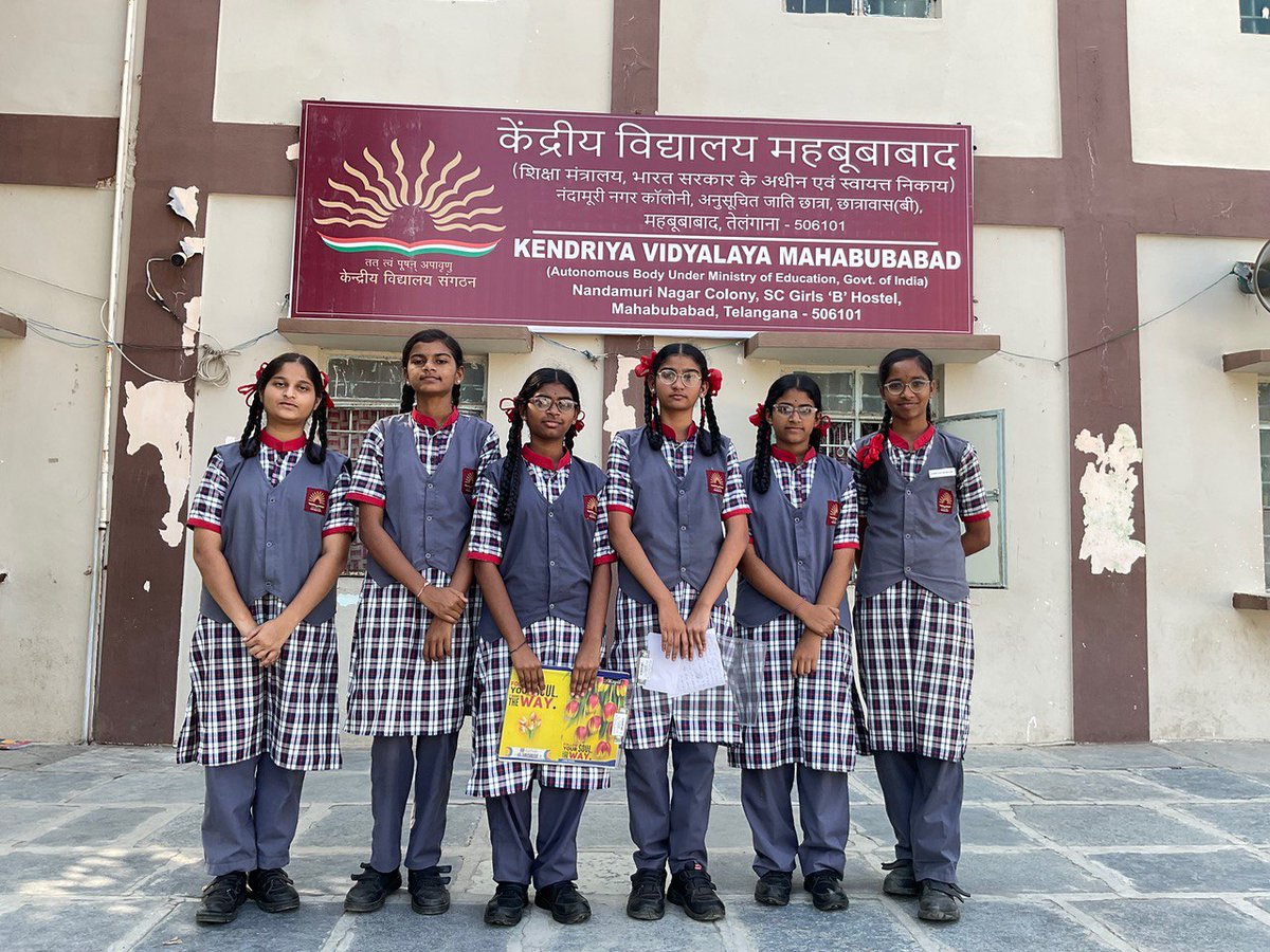 KMahabubabad's tweet photo. Celebration of BHARTIYA BHASHA UTSAV at Kendriya Vidyalaya Mahabubabad on 10.12.2024
@narendramodi
,
@PMOIndia
,
@EduMinOfIndia
,
@dpradhanbjp
,
@KVS_HQ
#BhashaUtsav2024, #NEP2020, #SchoolEducation. #Multingualsim, #UnityThroughLanguage https://t.co/UwCdlpnRyH
