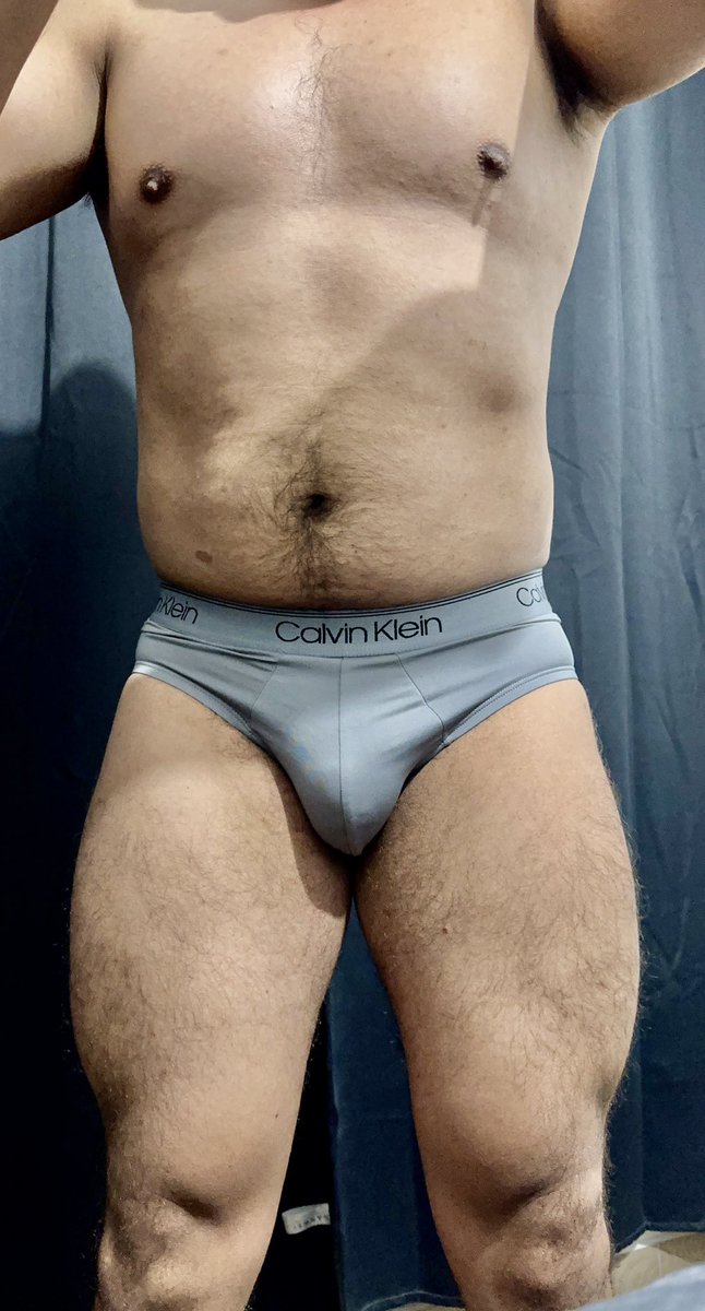 EddMty's tweet photo. Buenas noches 🔥
Que tal se me ve el gris? 🥵 https://t.co/1Xlm1RShqW