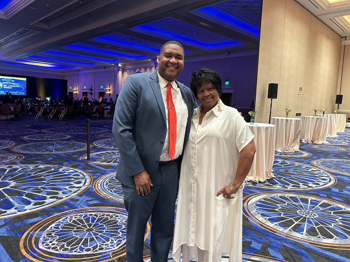 Dr. Vincent Richardson (@dr_vrichardson) on Twitter photo 
