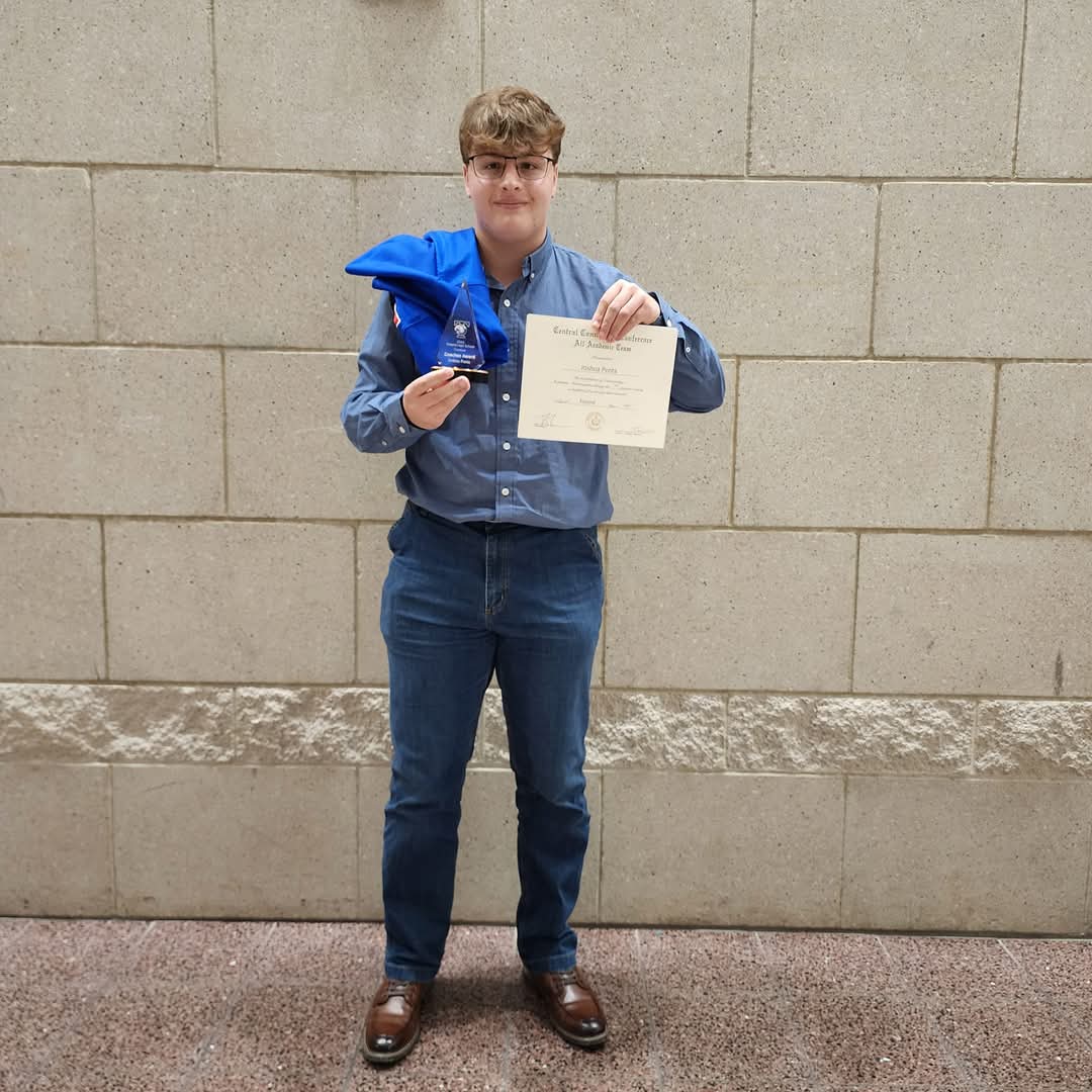 jsp5891's tweet photo. Grateful to be a part of the CCC All Acedemic Team for the second time and receive the Coaches Award. https://t.co/4U9sgjbgIn