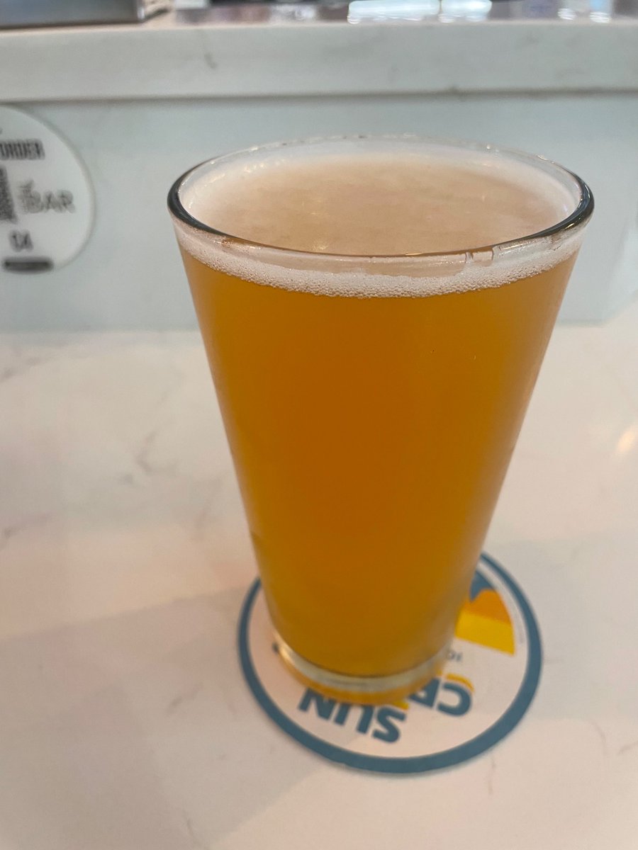 BIGRosieBK's tweet photo. 12/10 - woke up in Prague, flew out of Berlin, and now I’m back in #NYC !
I’m tired! 🤣🤣🤣🤣
#Thisisntnormal https://t.co/1kO2ZTHVFf