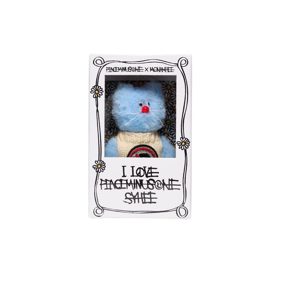 【Monamhee x Peaceminusone】Syhee Plush Keyring GD Peaceminusone x Monamhee Syhee Plush Keyring Keychain PMO