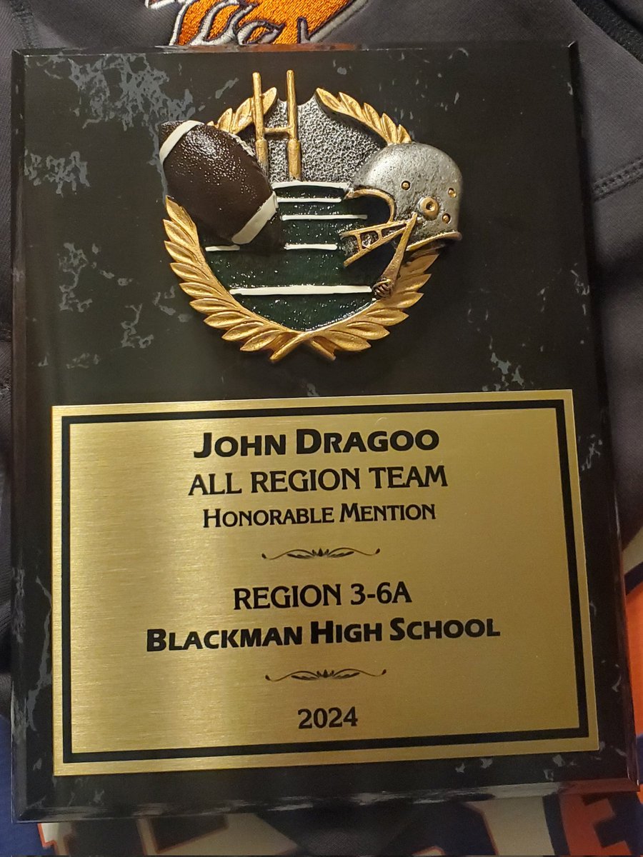 Blessed to receive an All-Region Honorable Mention!! 🙏🏼 Extremely thankful to my coaches and teammates <a href="/BlackmanFtball/">Blackman Football</a>‼️

<a href="/Coach_Kriesky/">Matthew Kriesky</a> <a href="/__CoachJ/">Josh Cunningham</a> <a href="/strengthcoach34/">Beasley Elite Sports</a>
<a href="/CSmithScout/">Chris Smith</a>